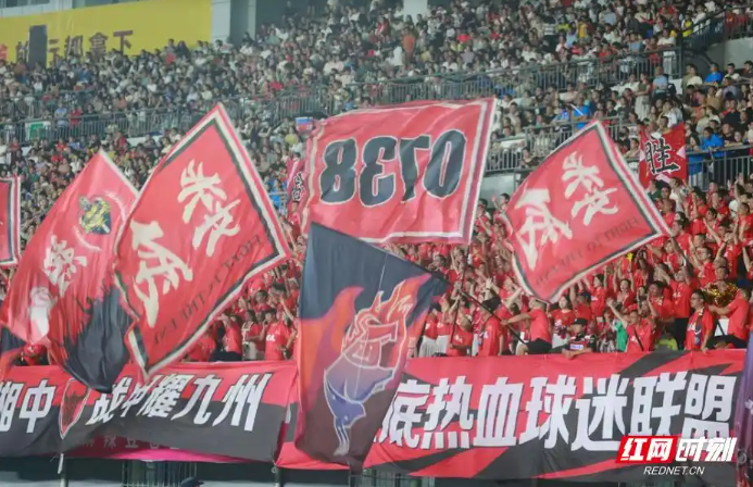 根据组委会, 最浓烈的表