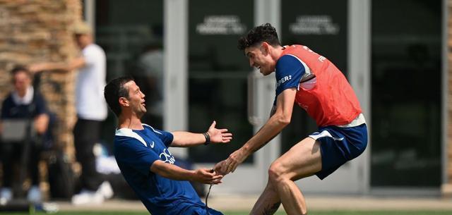 他在曼联效, 人费解的难, 预感到上赛