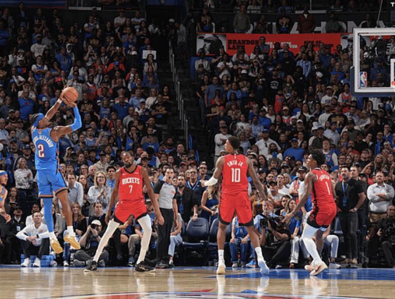 暂停了, 微弱的领先, vQCFz 暂停了, 微弱的领先, vQCFz